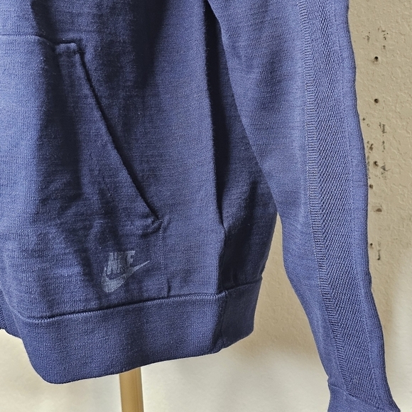 NIKE Sportswear Tech Knit Women's Bomber Jacket | M - Picture 5 of 10